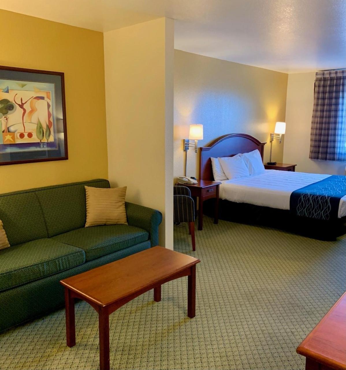 Grandstay Hotel & Suites Becker ภายนอก รูปภาพ